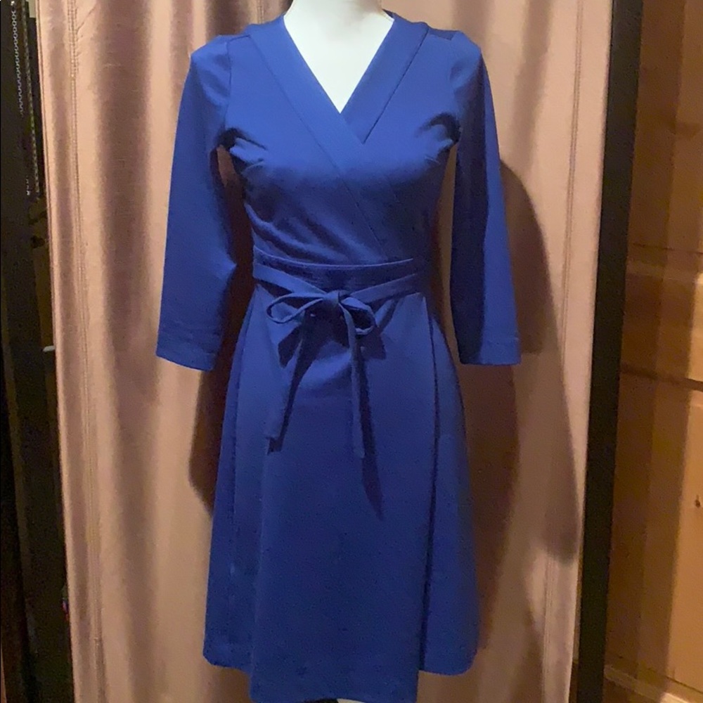Ann Taylor Petite Size 4P. Like new.